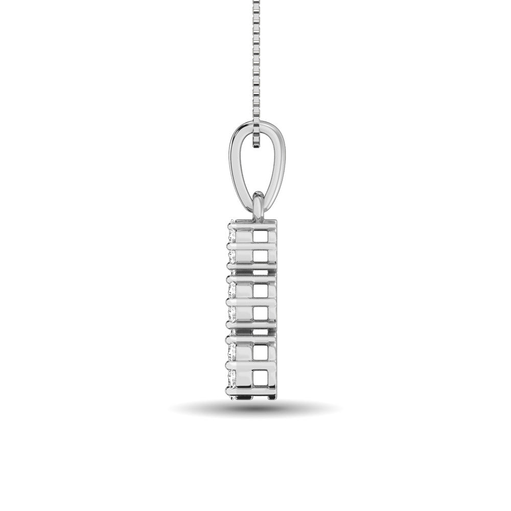 14K White Gold 1/4 Ct.Tw. Diamond Flower Pendant
