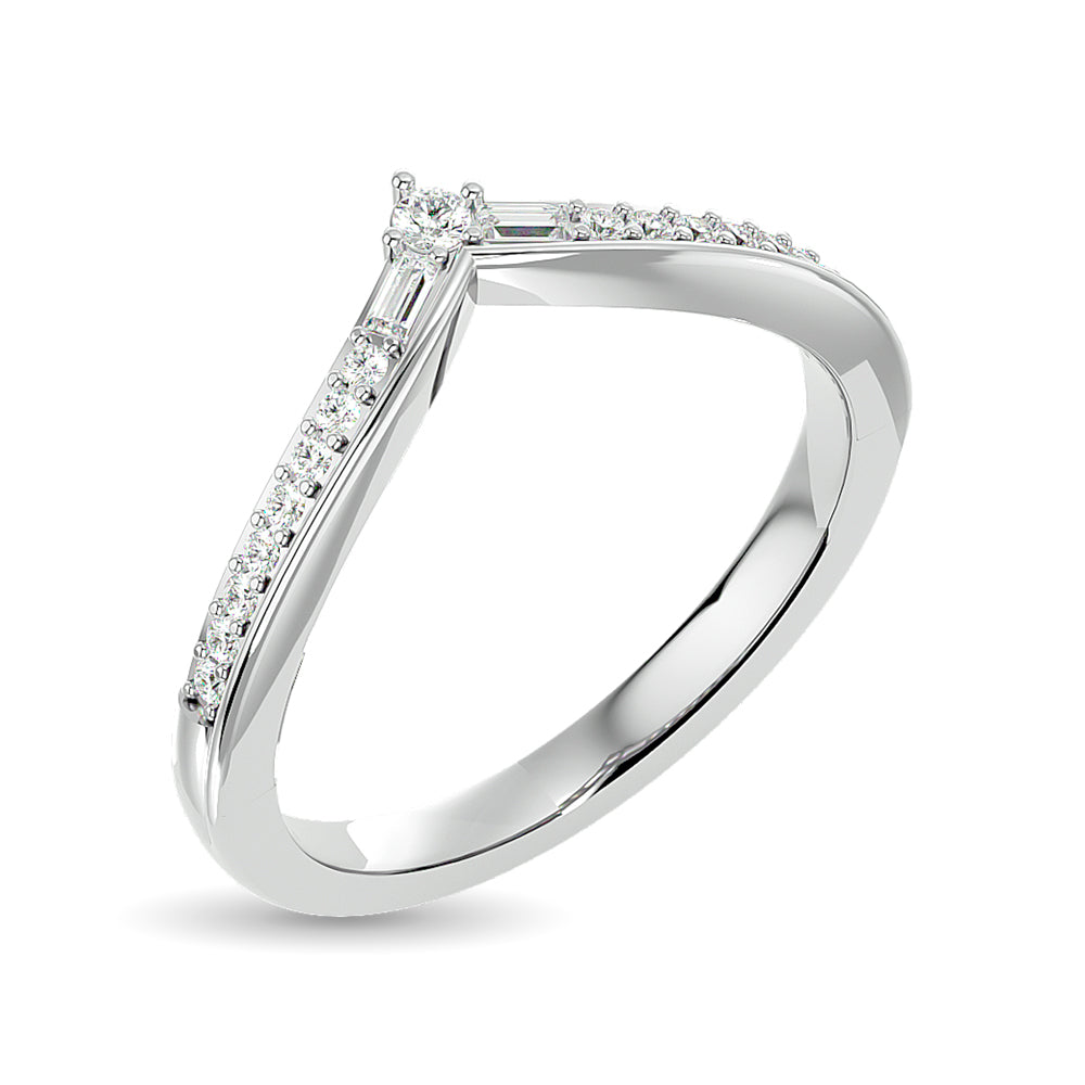 10KT WHITE GOLD 1/6CT TW DIAMOND CHEVRON BAND