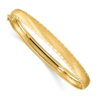 Thumbnail for 14K Satin Diamond-cut Edge Oval Flexible Bangle