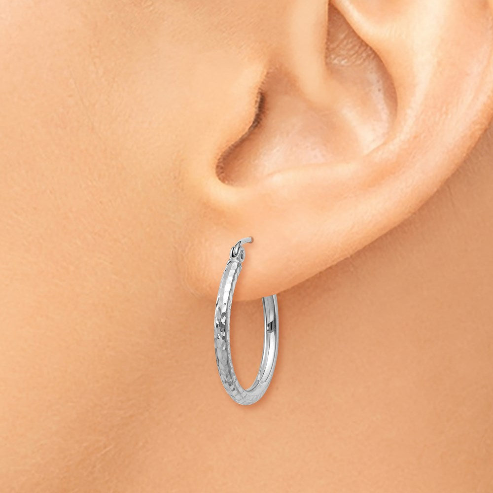 14k White Gold Diamond-cut 2mm Round Tube Hoop Earrings
