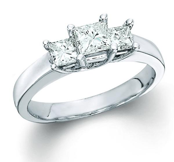 Princess 3 Stone Ring
